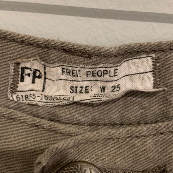 Free people sage colored jean shorts - Picture 4 of 4